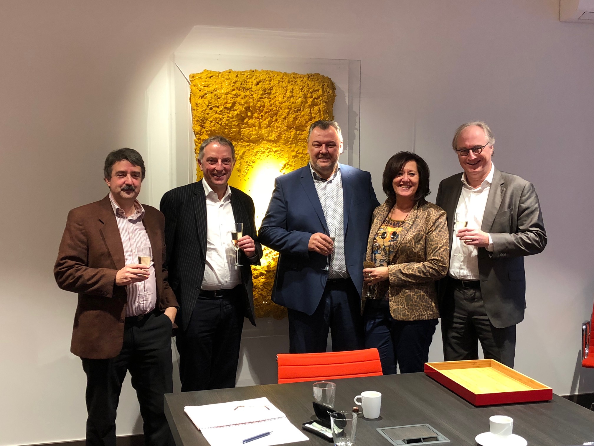 BESIX Group neemt, via Van den Berg, de UniConnect groep over